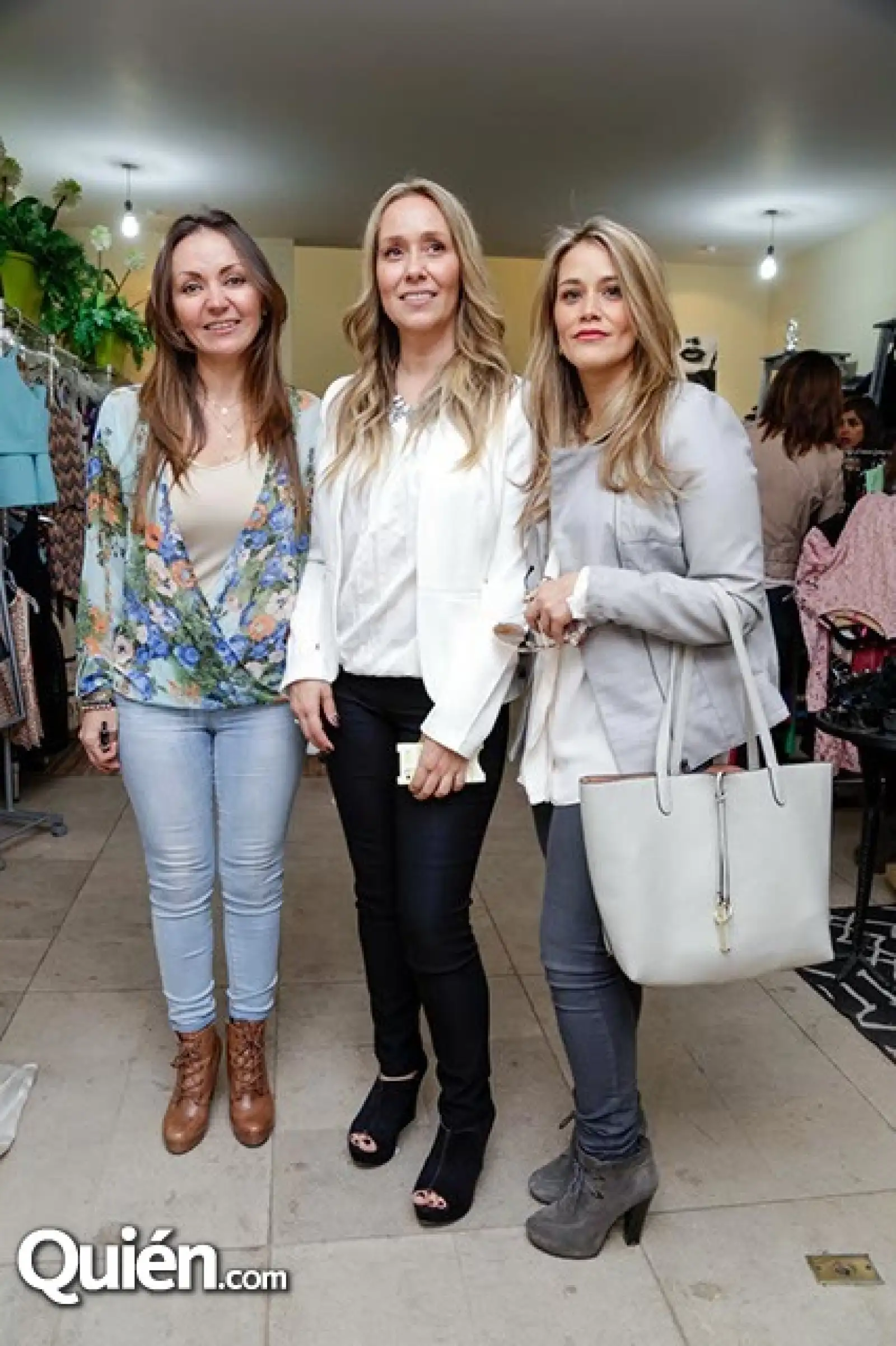 Flor Hernández, Gilda y Mónica López