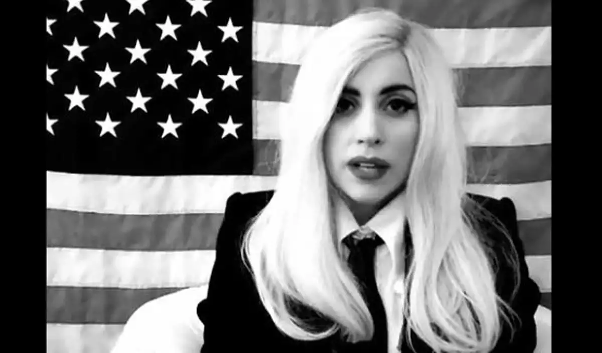 Lady Gaga desea que el Ejército estadounidense permita a los homosexuales ser parte de las Fuerzas Armadas sin esconder su condición sexual.