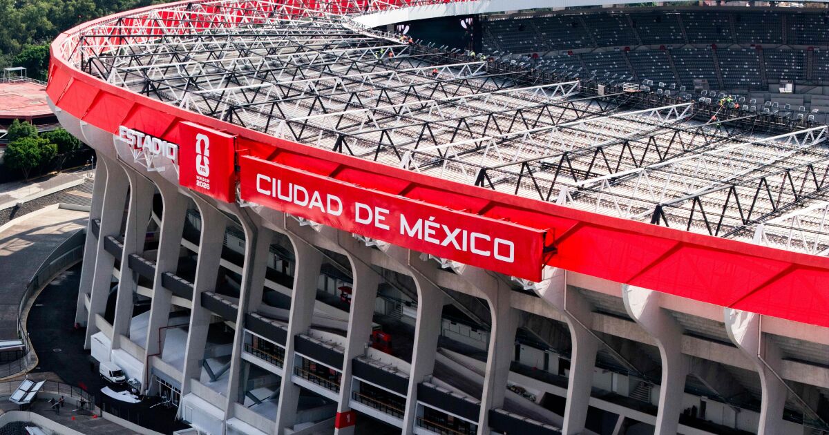 AZCÁRRAGA PIERDE 800 MILLONES POR EL MUNDIAL