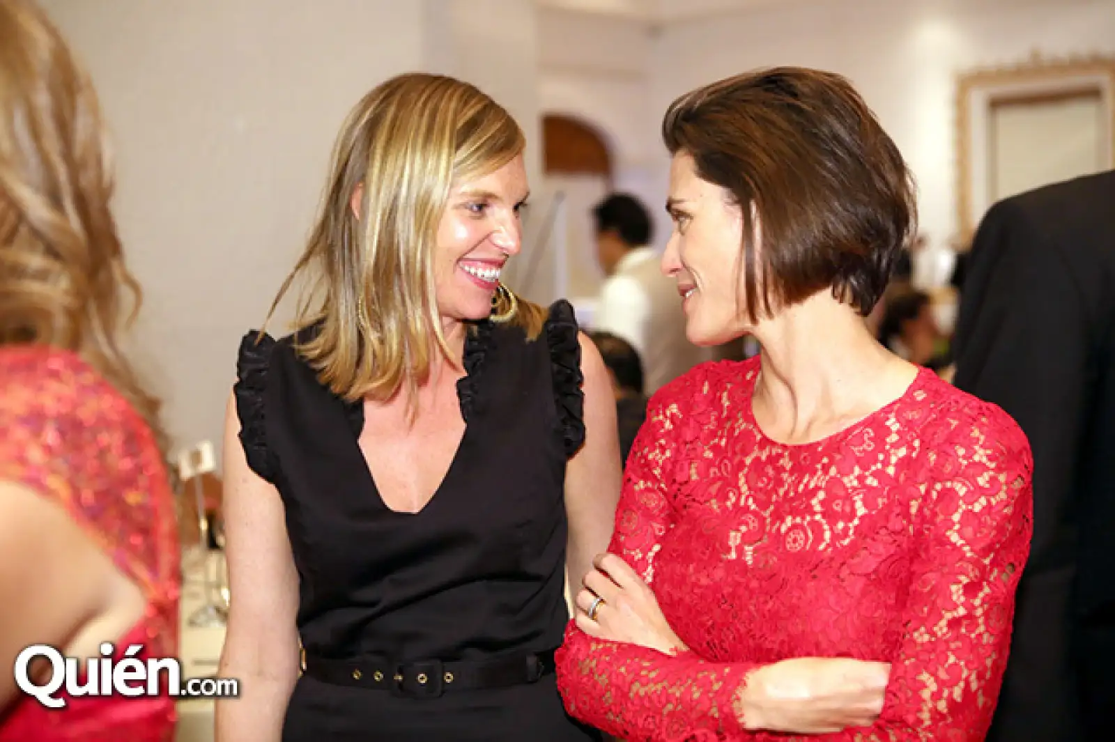 Alicia Ferrer y Luciana Patiño