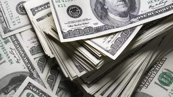 Los cinco hombres más ricos del mundo duplicaron su fortuna desde 2020
