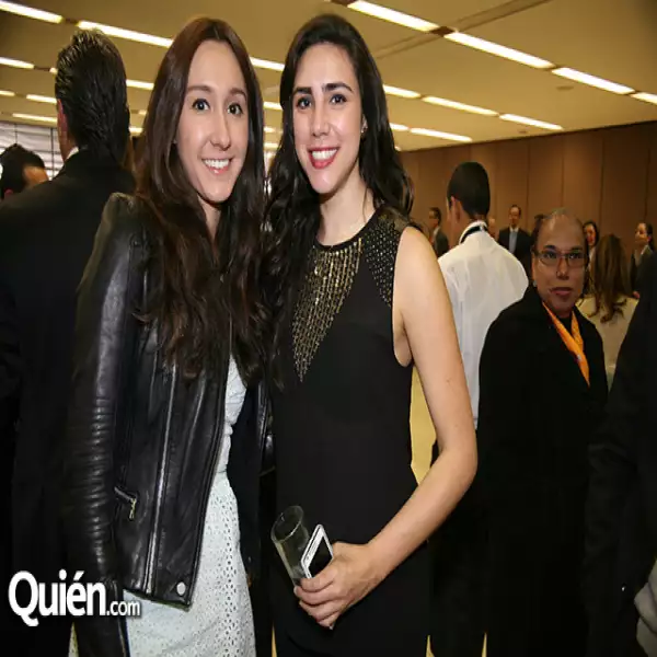 Claudia Blum,Mariana González