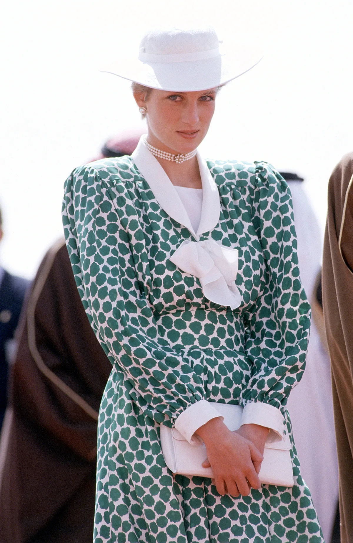 British royals on a royal tour of the Gulf States, in Saudi Arabia - Nov 1986