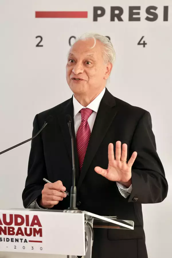 Mexican incoming president Claudia Sheinbaum unveils PEMEX officials, in Mexico City