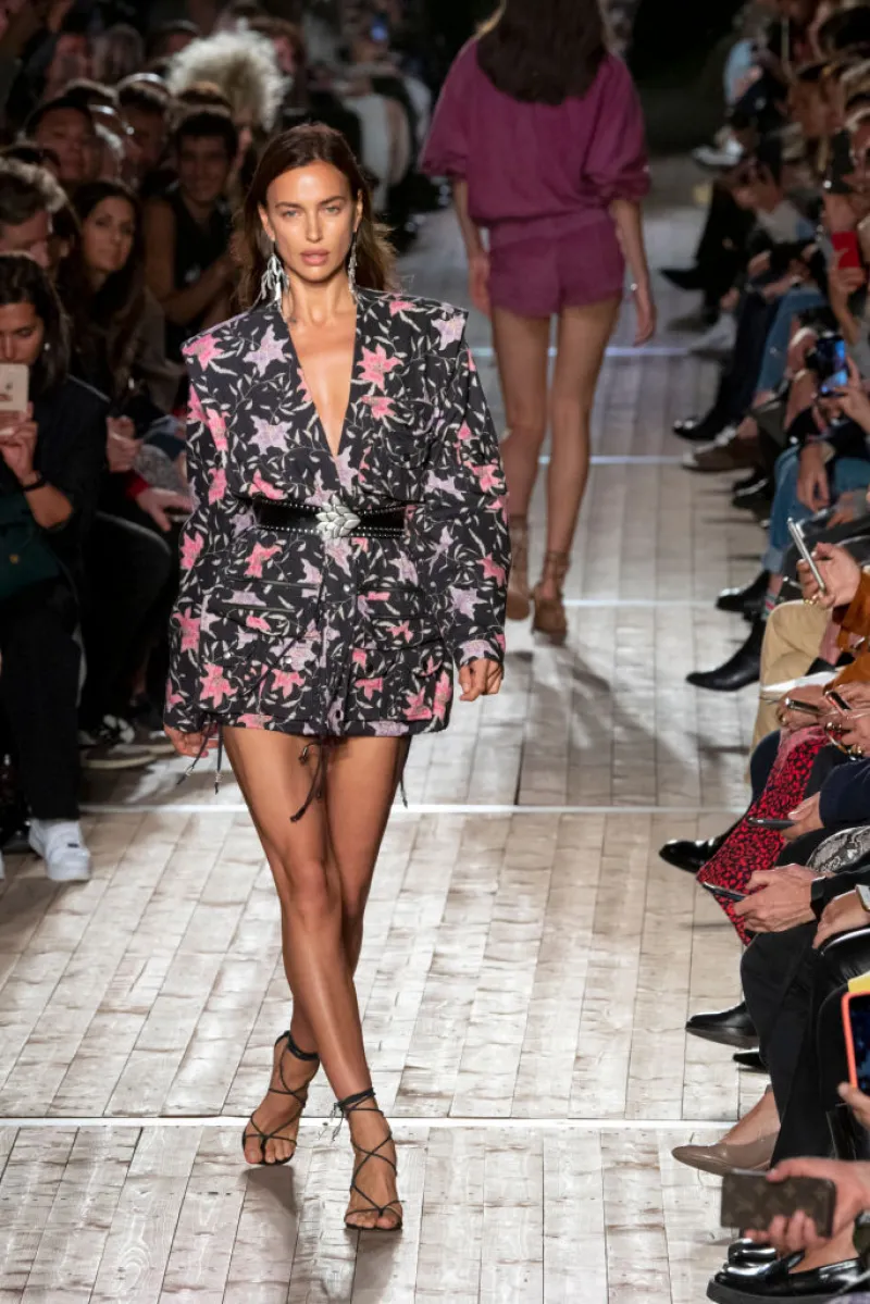 Isabel Marant : Runway - Paris Fashion Week - Womenswear Spring Summer 2020