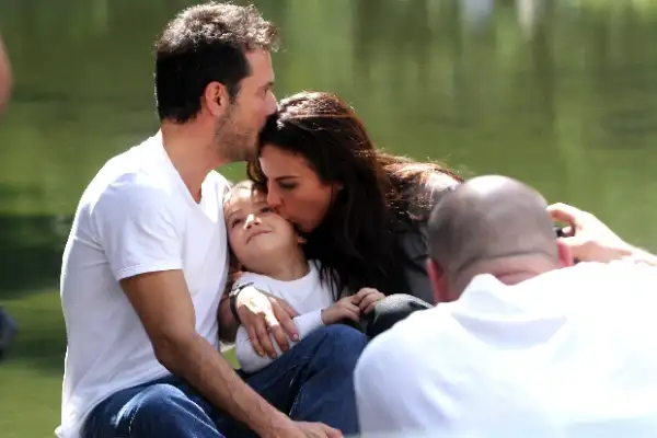 Kate con Raúl Méndez, André Collin.