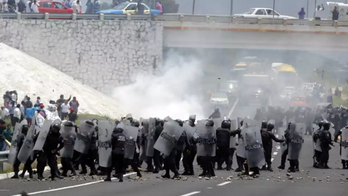 policias