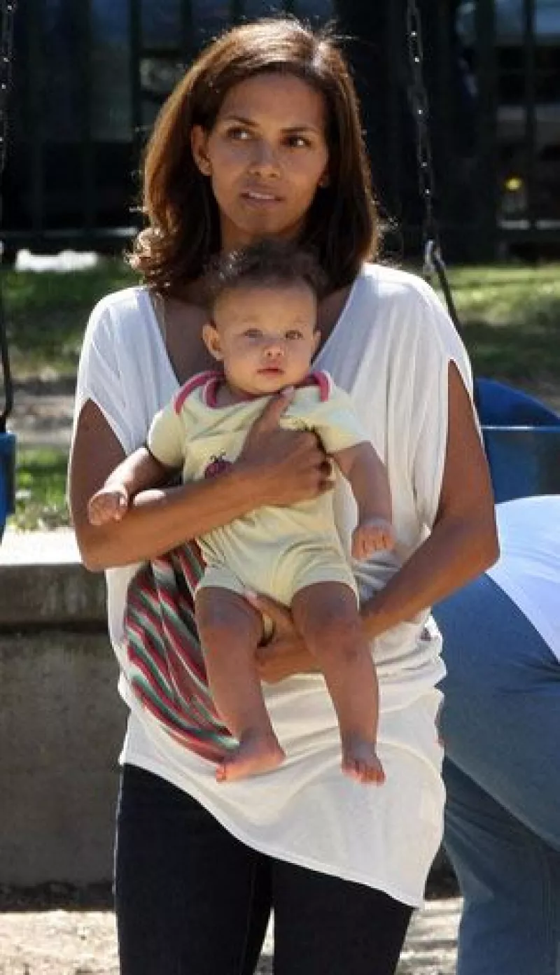 Después de convertirse en madre por primera vez, y ahora a sus 41 años, la actriz desea traer al mundo otro bebé.