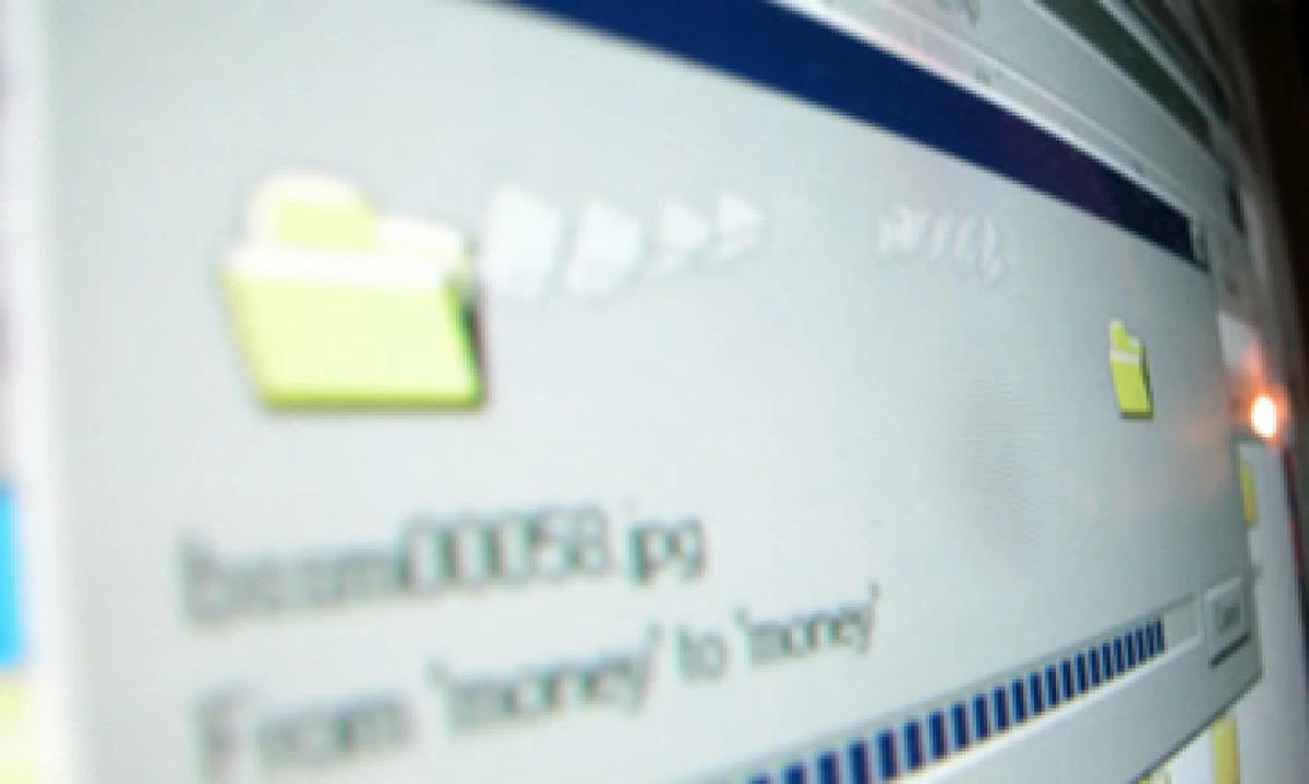 Robert Bennett, abogado que ayudó a Bill Clinton contra las acusaciones de acoso sexual, se sumará a la defensa de Megaupload. (Foto: Thinkstock)