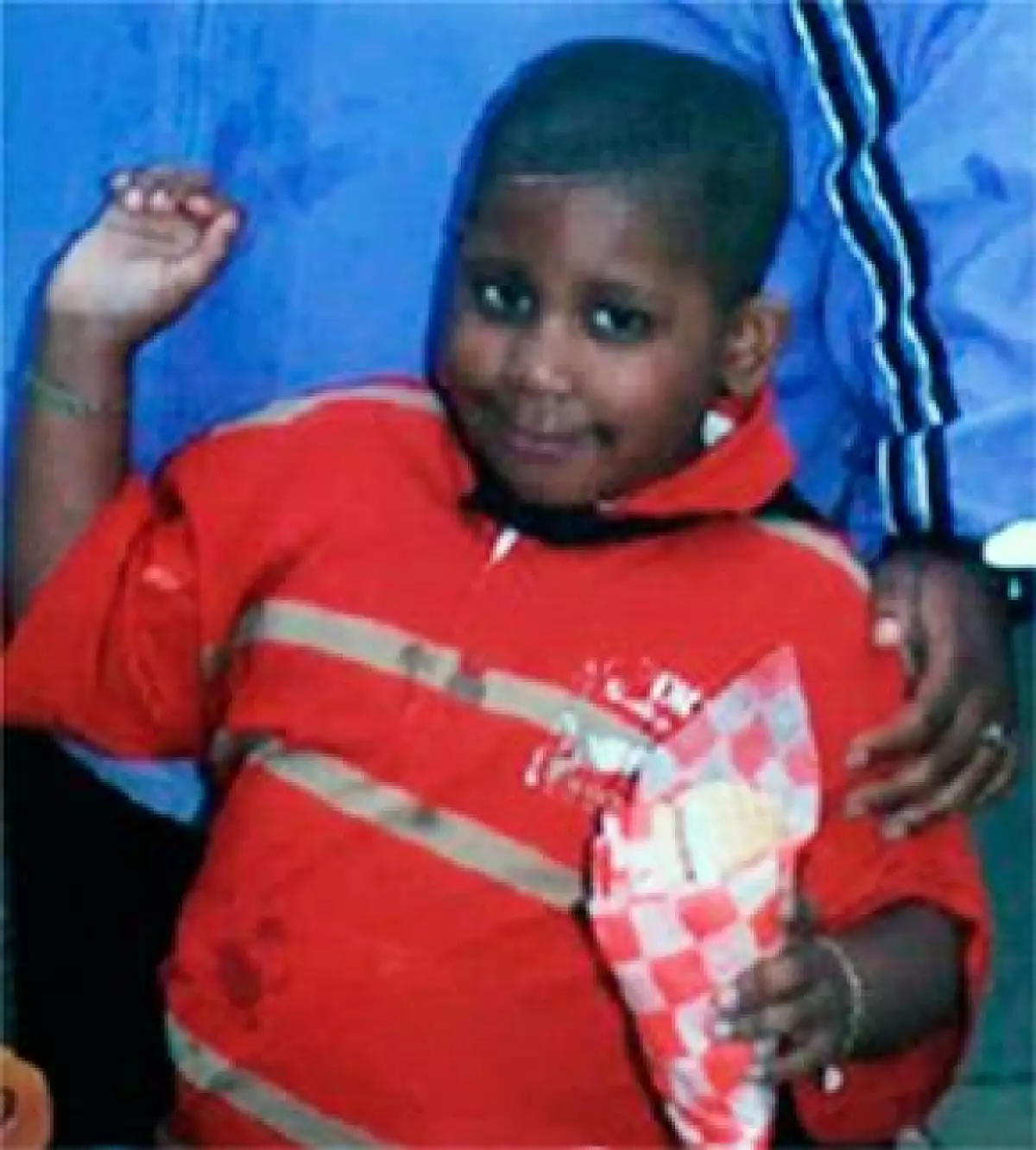 El cadáver de un niño encontrado en una camioneta deportiva fue identificado por la actriz y cantante como el del hijo de su hermana Julia.