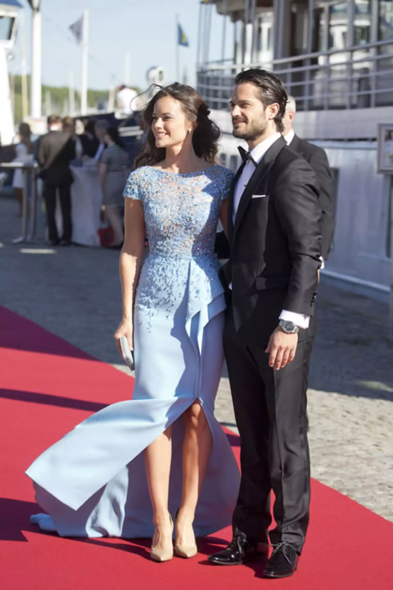 Para la cena previa a su boda, Sofía eligió un vestido de Zuhair Murad.