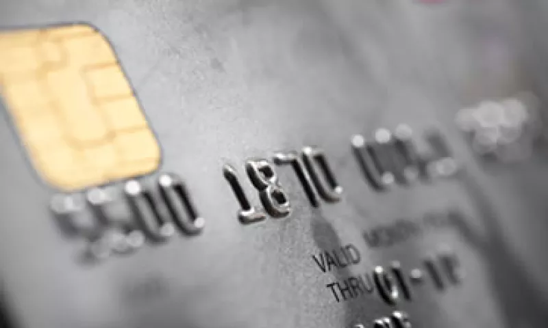 La tasa de morosidad en tarjeta de crédito aumentó a 13.6% a septiembre de 2012.  (Foto: Getty Images)