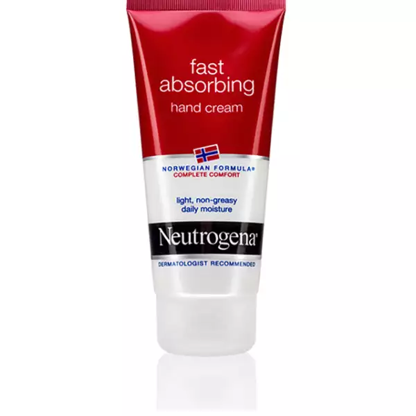 Brinda humectación al instante, hidratando y nutriendo intensamente la piel, dejando las manos suaves por más tiempo. Precio en punto de venta.