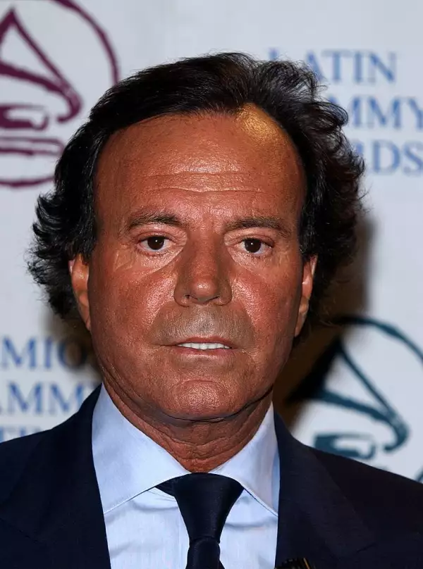 Julio Iglesias