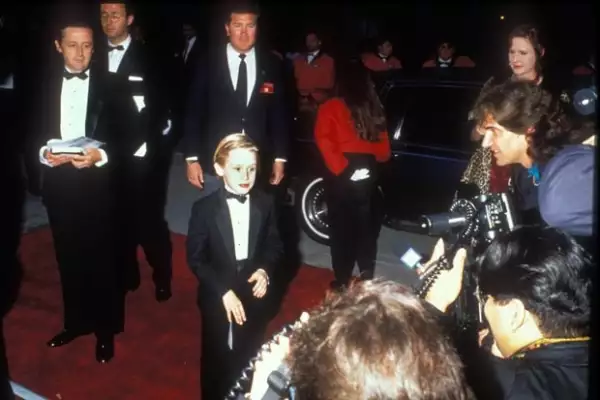 Kit Culkin, padre de Macaulay (primero a la izquierda), fue representante del pequeño actor desde que era niño. Él se emancipó a los 17 años.