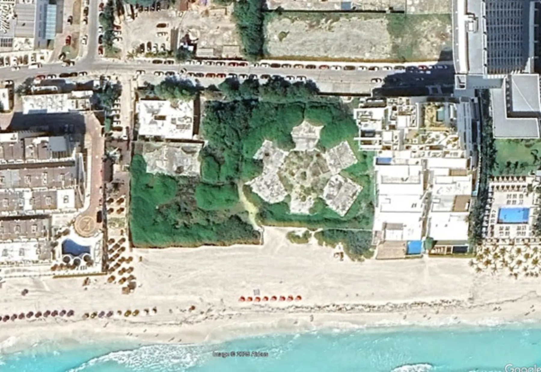 Habitantes de Cancún se manifiestan en contra de vender terrenos de Playa Marlín