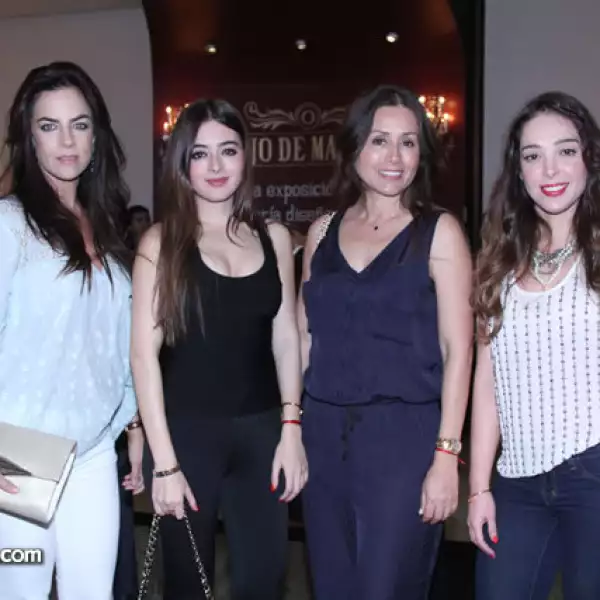 Itziar Morales,Karen Almaguer,Susana Almaguer y Maday de León