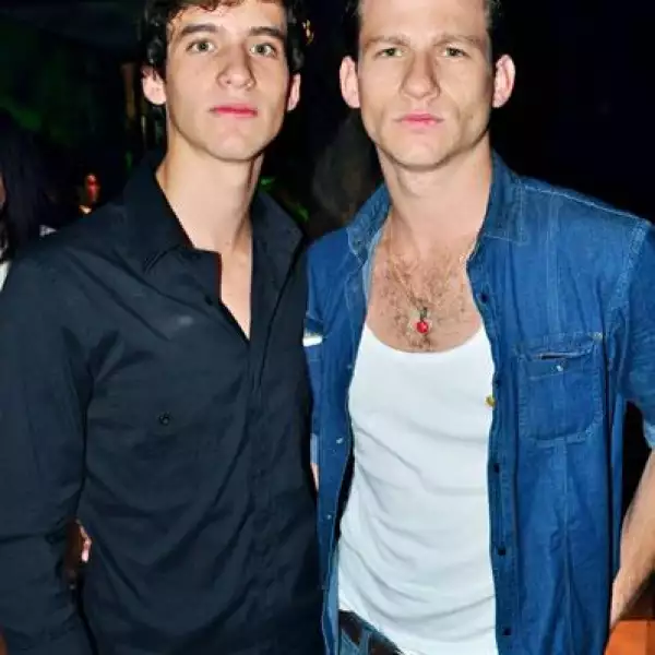 Daniel Casillas y Roberto Casillas