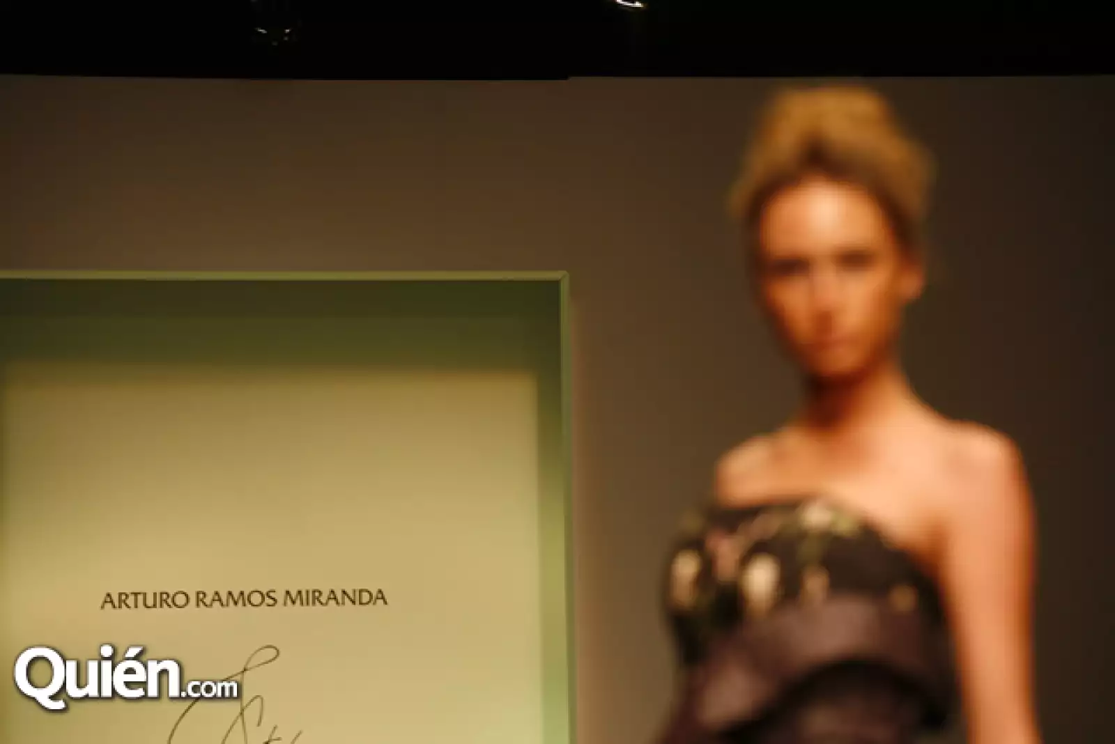 Desfile Arturo Ramos