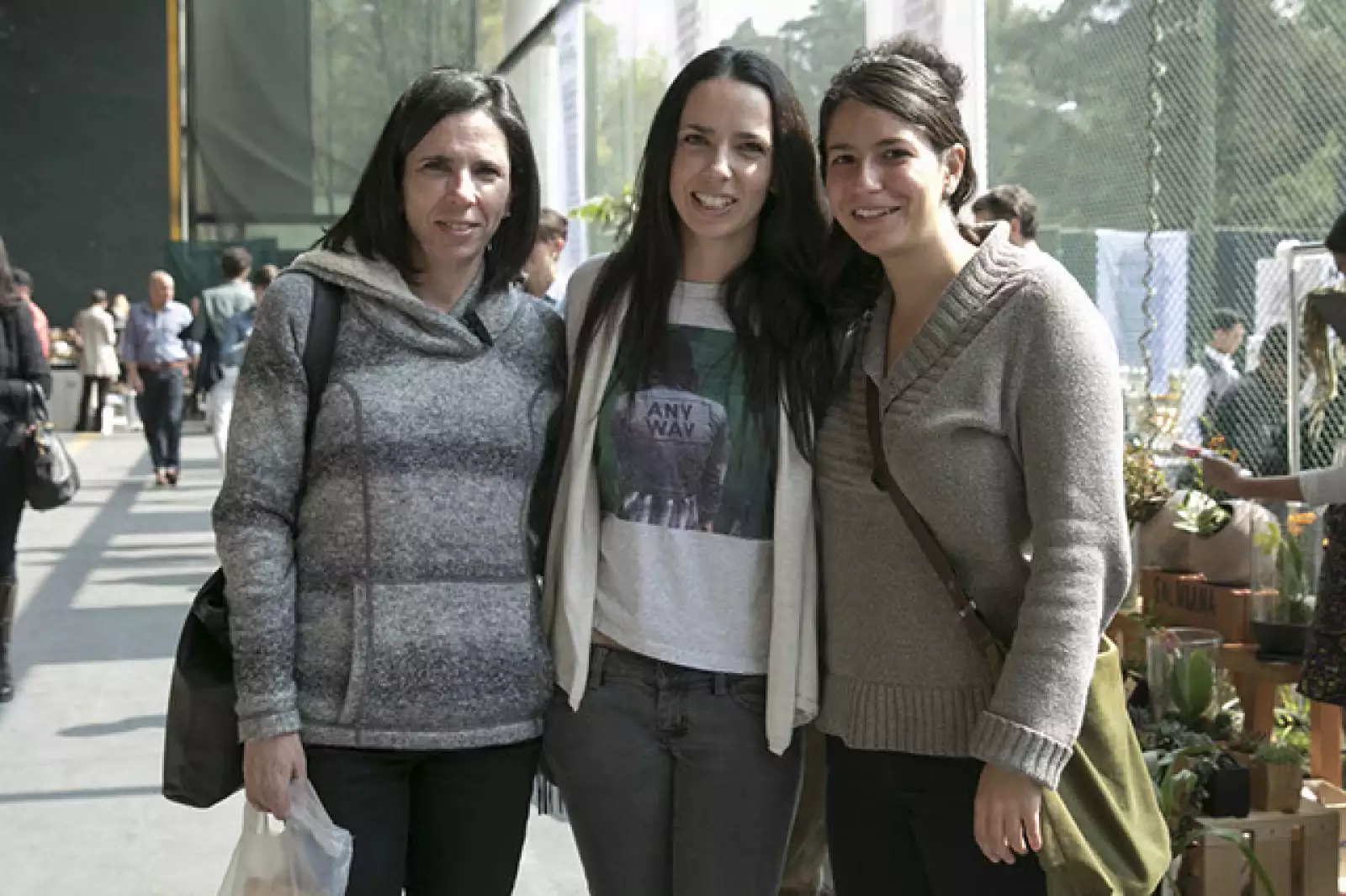 Dania Ledezma,Ana Villanueva,Rebeca Villanueva