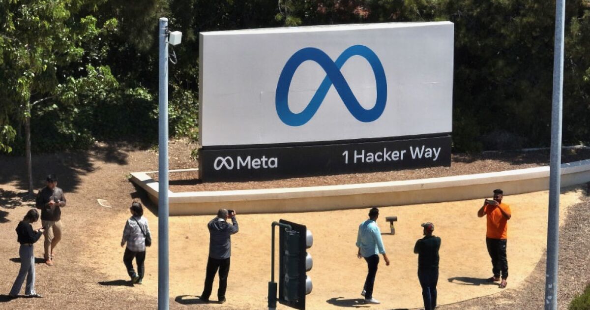 HACKEO MASIVO EN INSTAGRAM: CUENTAS DE TRUMP Y OBAMA, EXPUESTAS