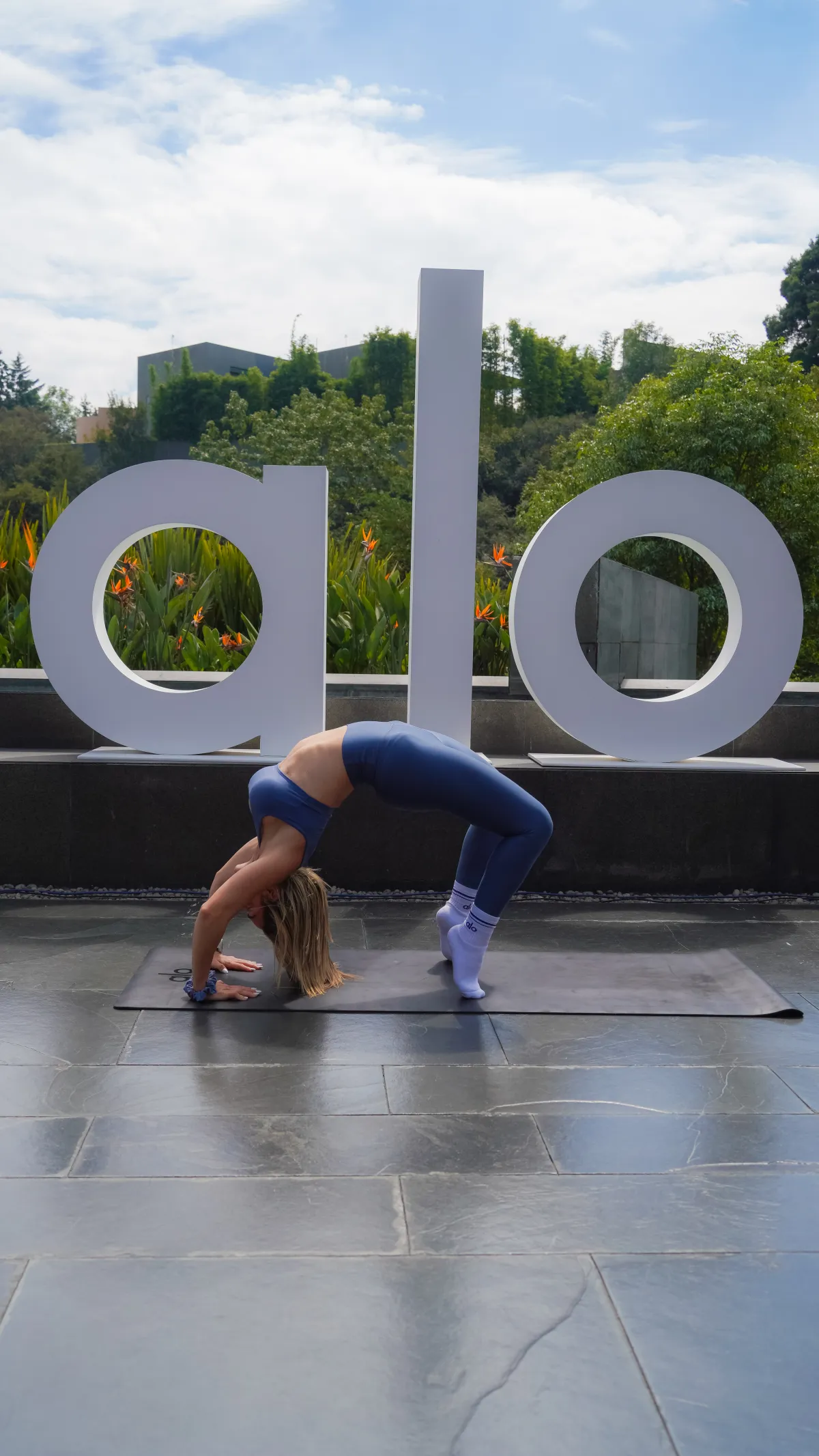 Alo Yoga