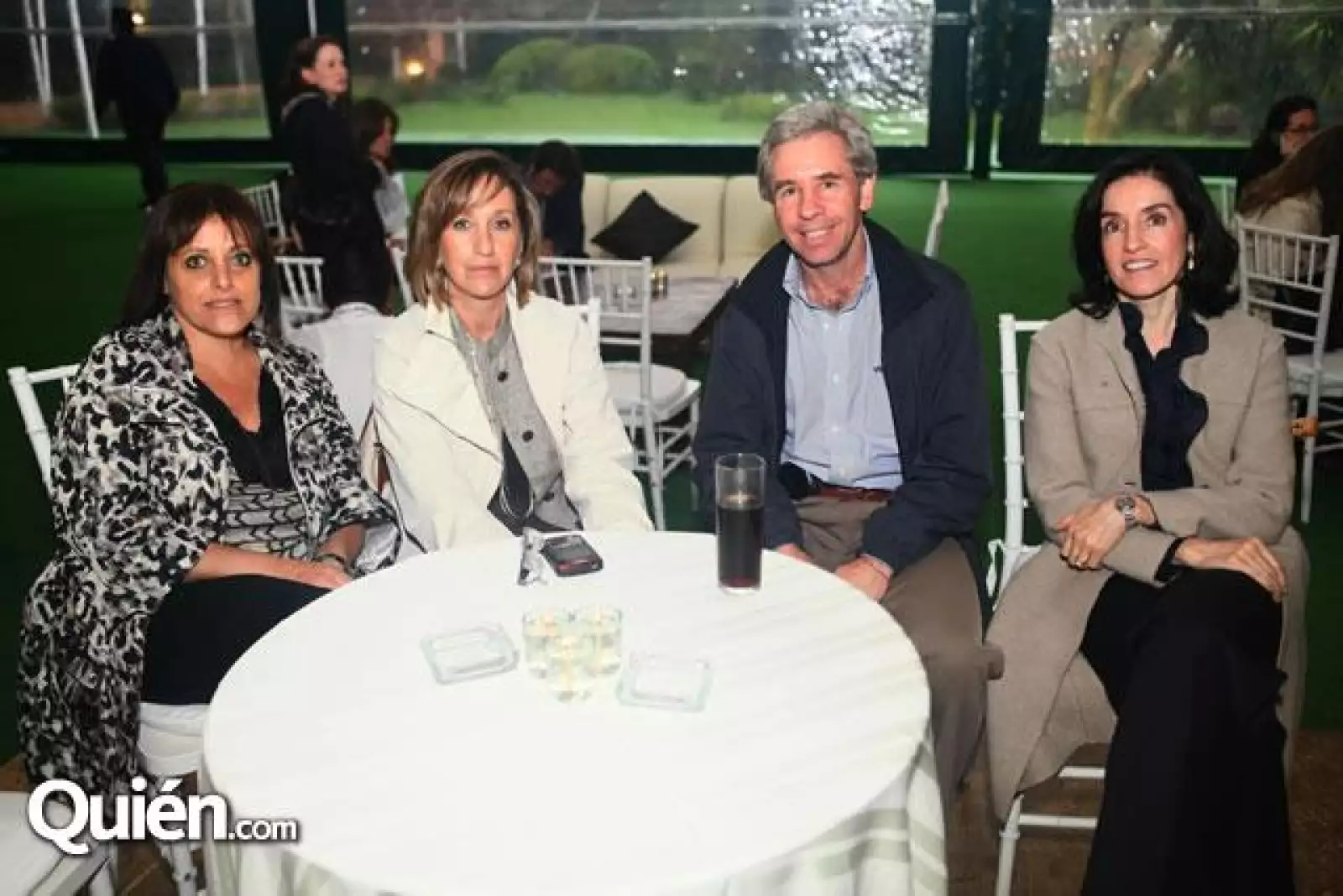 Rebeca Fascovich,Lola Fernández,Vicente García,Cristina Pérez Gil