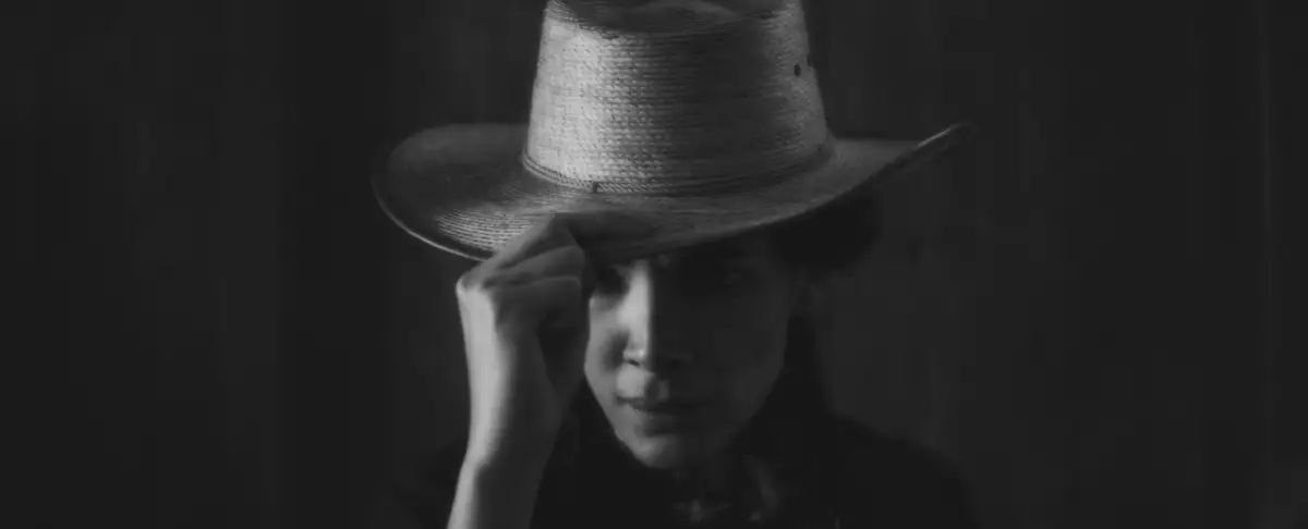 María del Carmen Félix protagoniza ‘Antes que lleguen los zopilotes’ del cineasta Jonás N. Díaz. 