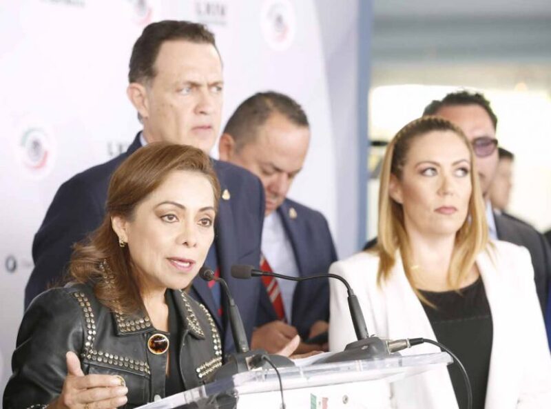 Senadores del PAN