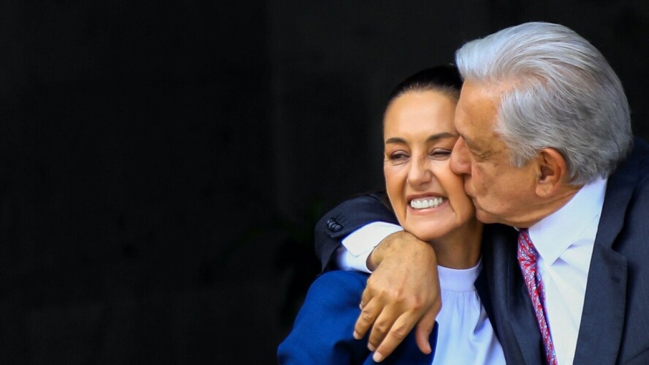 AMLO y Claudia Sheinbaum inician gira, ¿a dónde irán y cómo viajarán?