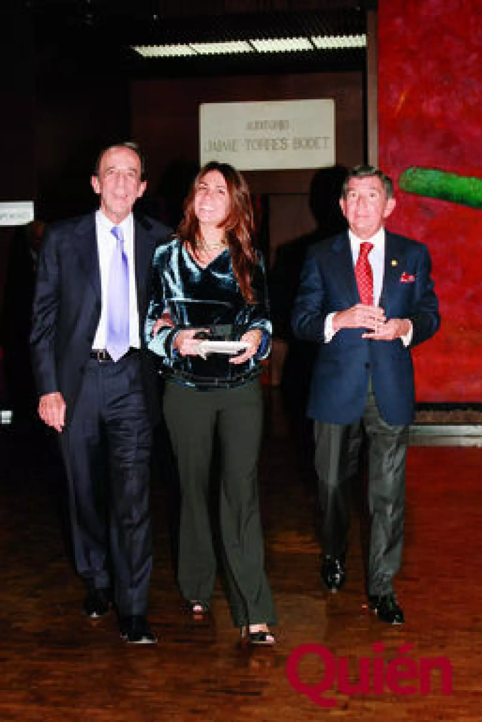 Manuel Arango, Manuela Arango