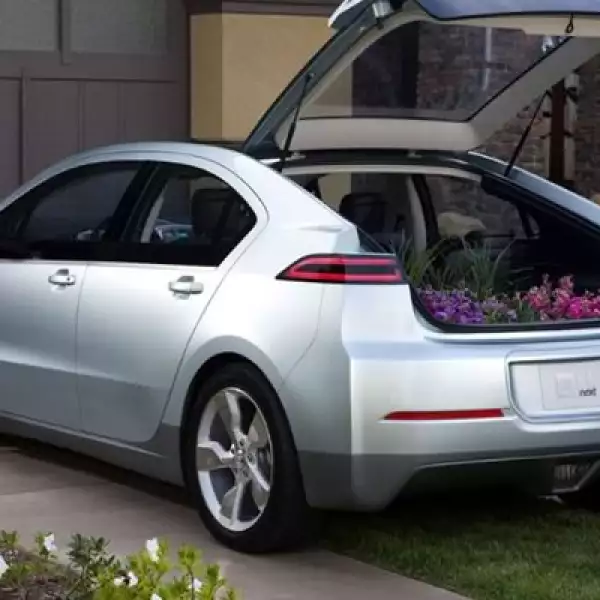 La estructura está compuesta por un 80% de acero de alta resistencia, lo que ofrece protección y seguridad adicional.