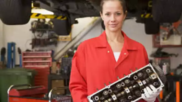 México requiere por año al menos 500 ingenieros especialistas en diseño automotriz, según expertos. (Foto: Photos to go)