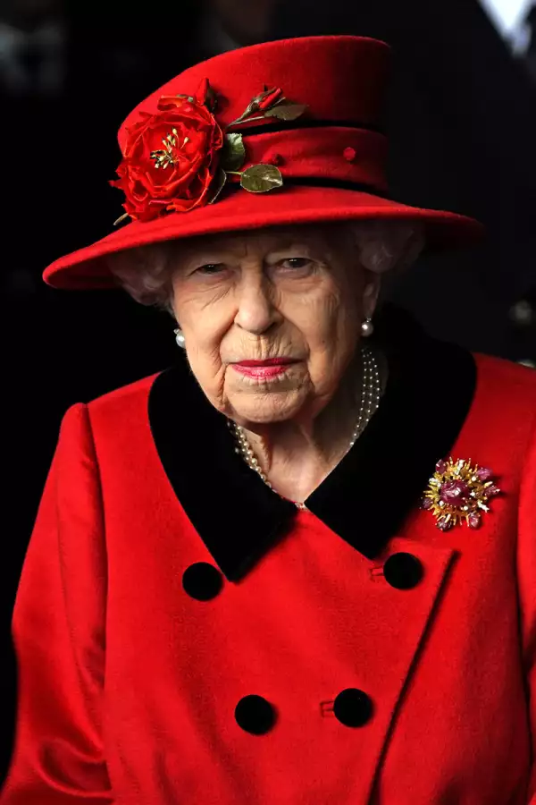 Reina Isabel II