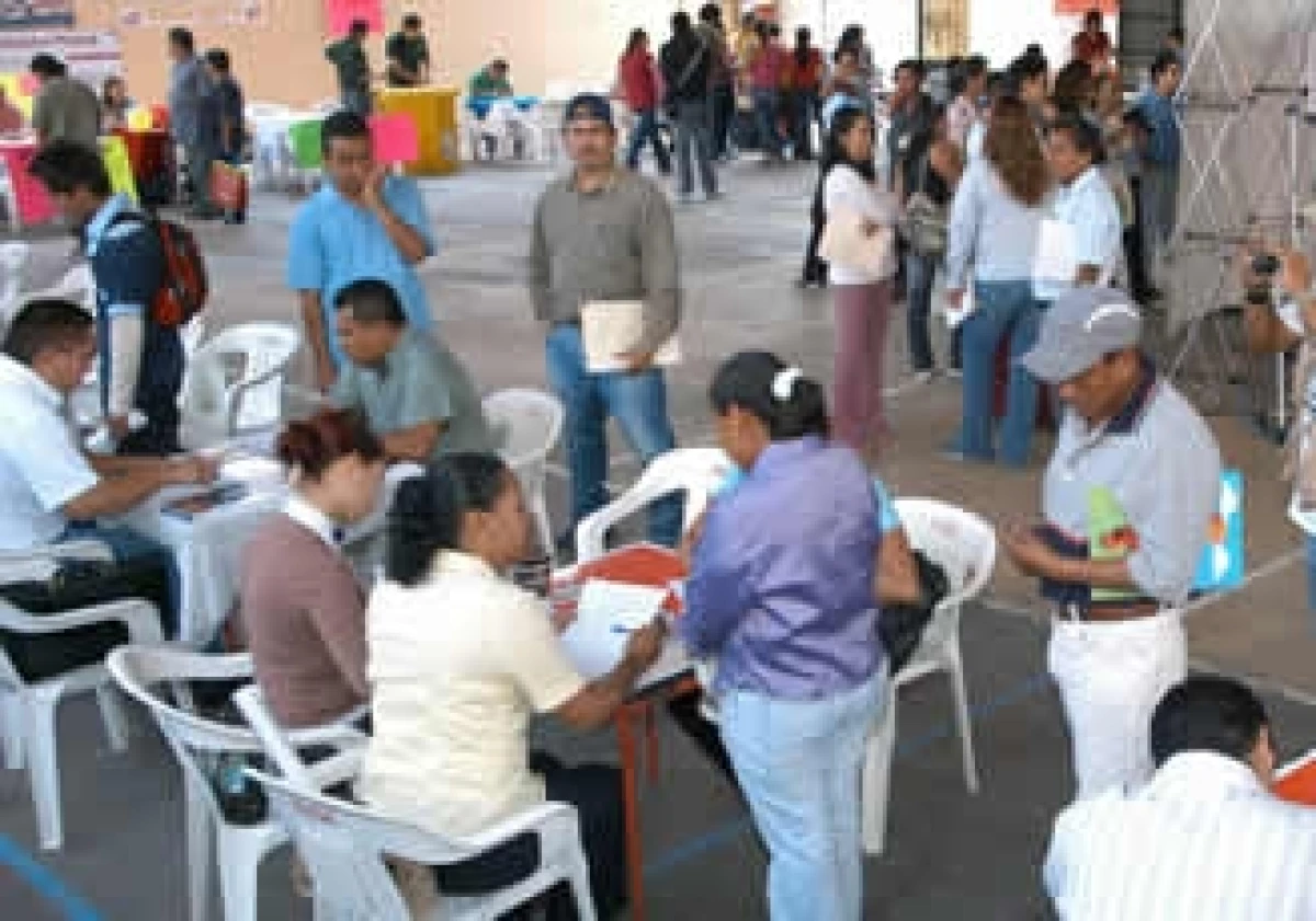 La tasa de desempleo a junio fue menor a la esperada por analistas. (Foto: Notimex)
