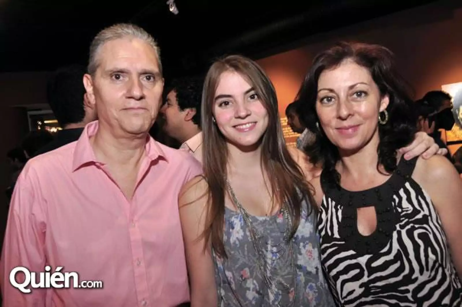Jorge Ibañez,Mariel Ibañez y Paty de Ibañez