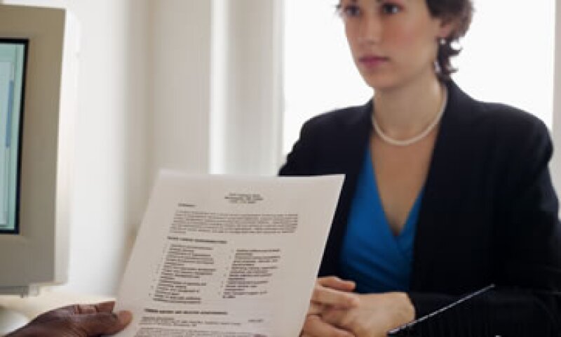 El currículum debe reflejar por qué el candidato se interesa en un puesto, tener buena redacción y ortografía e información actualizada. (Foto: Thinkstock)