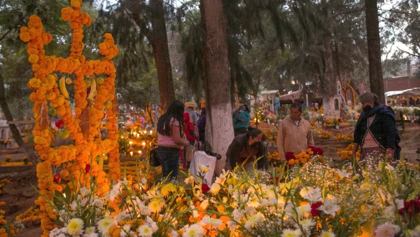 México mantiene vivo el Día de Muertos