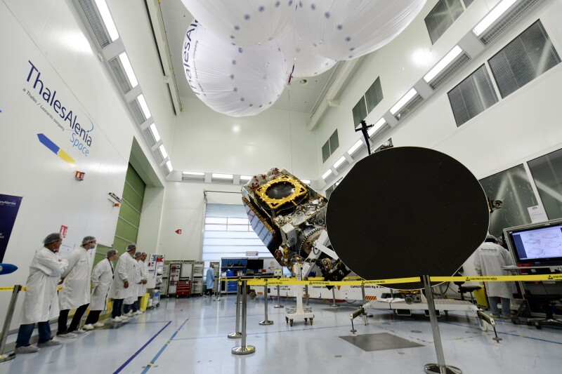 Thales Alenia satélite