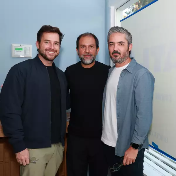 Santiago Pérez, Chef Enrique Olvera y Alonso de Garay 