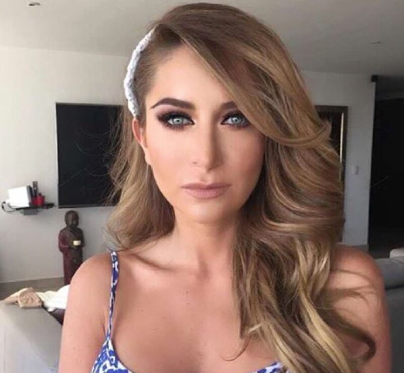 La actriz habla por primera vez sobre las fotos de Gabriel Soto jugando en la playa con Marjorie De Sousa y asegura lo tiene "castigado".