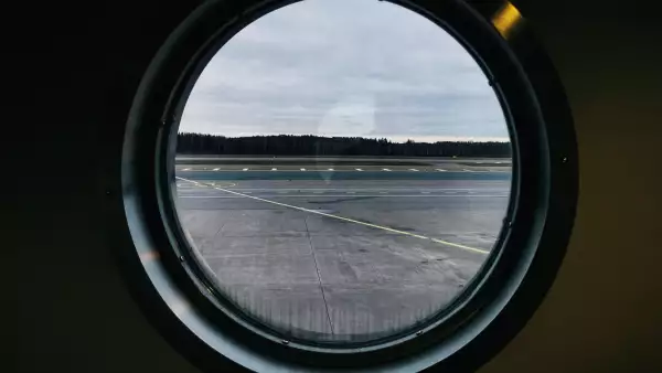 Finlandia impide el ingreso de viajeros extranjeros no vacunados contra el covid.