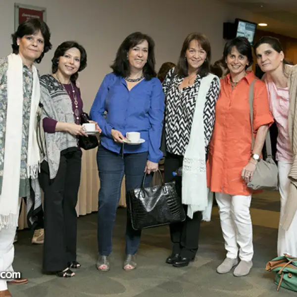 Irma Pia, Mónica Bellizia, Maria José Álvarez, Luz María Gutiérrez, Alejandra Pous y Ana Paula Armida