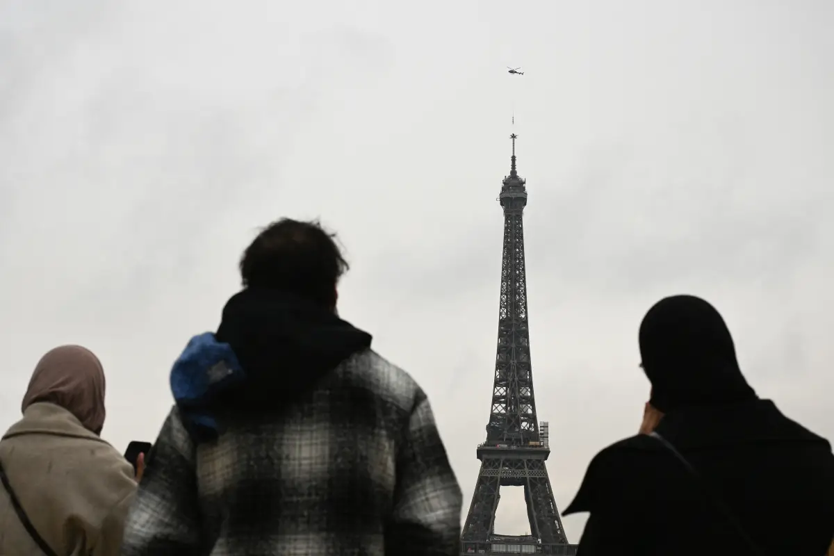torre-eiffel-creció