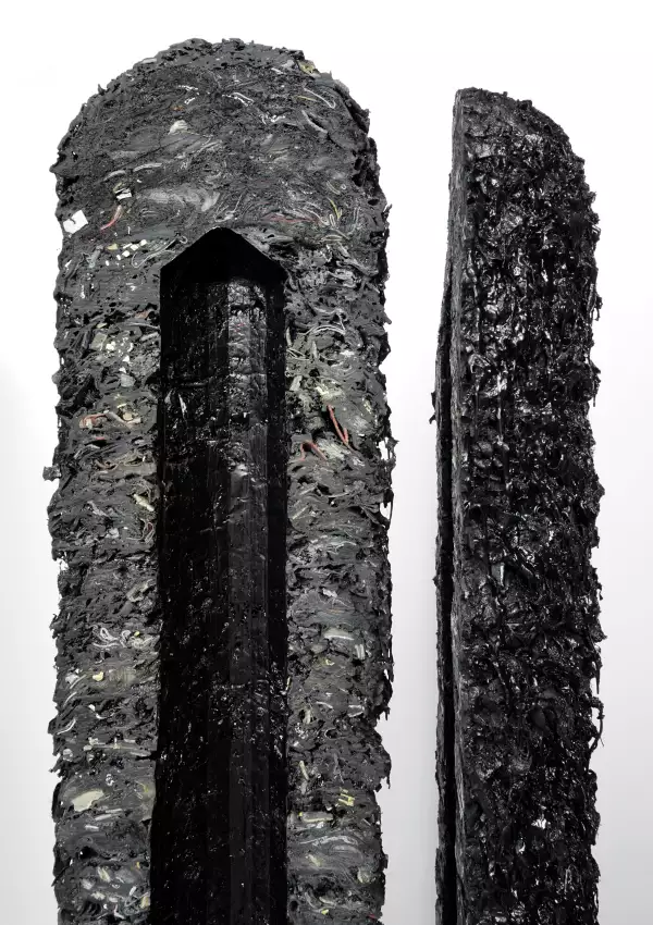 SAINT LAURENT_RIVE DROITE_HELMUT-LANG.jpg