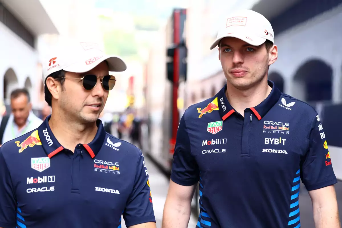 Sergio "Checo" Pérez y Max Verstappen