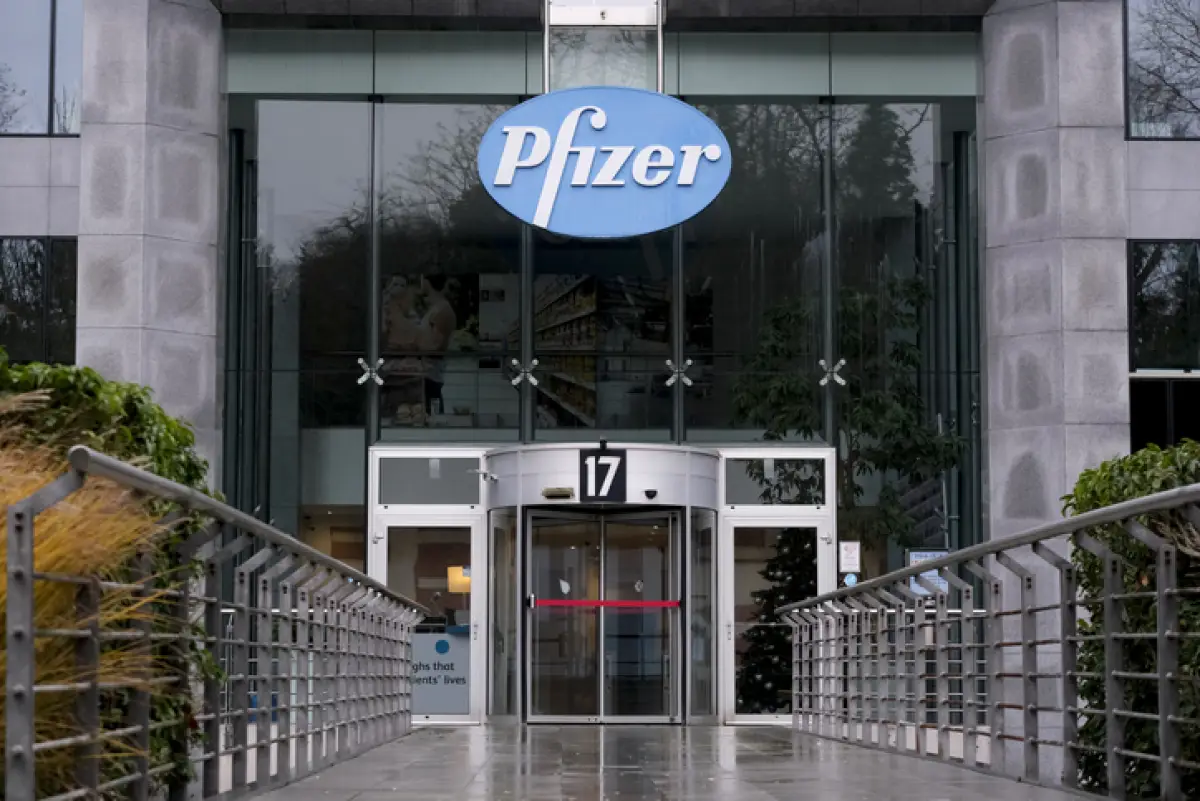 Pfizer desafía a Novo Nordisk y Eli Lilly con terapias antiobesidad