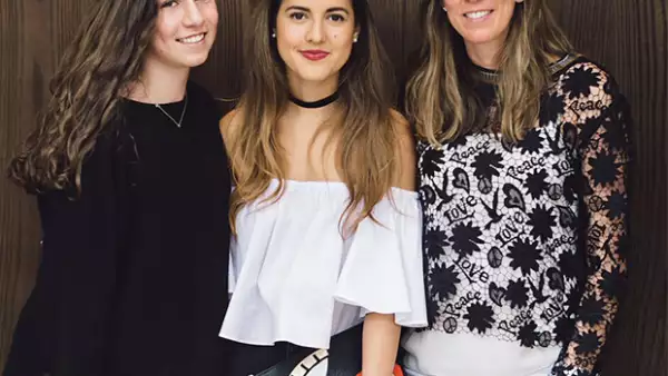 Con 174k seguidores, ella es una referencia de los blogs mexicanos y esta temporada imprimió su acompañó a la firma de Laura y Alejandra Laviada en el lanzamiento de "Capsule Collection".