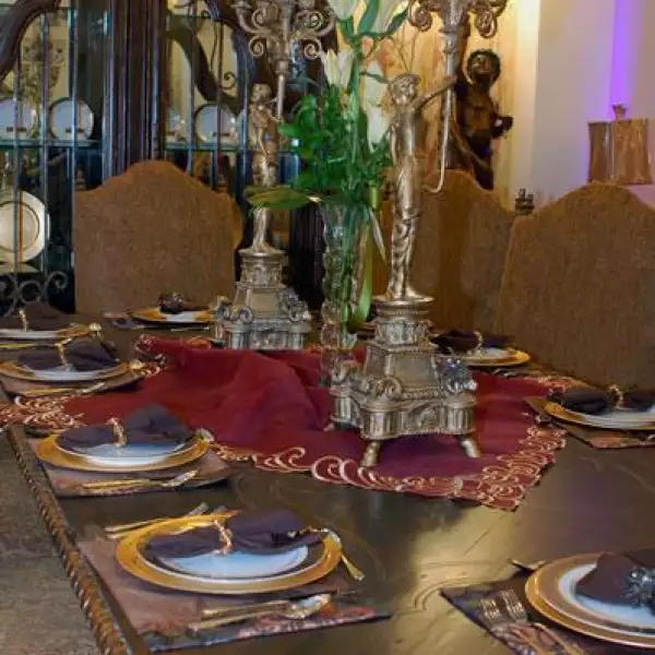 Inauguración de la mueblería Alfonsina Loré