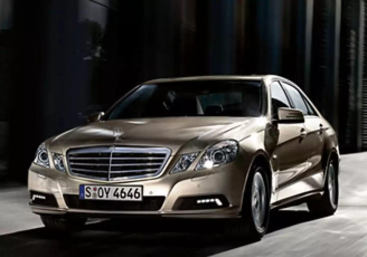 La marca decidió, ante la crisis, cambiar sus cotizaciones a pesos mexicanos. (Foto: Cortesía Mercedes-Benz)